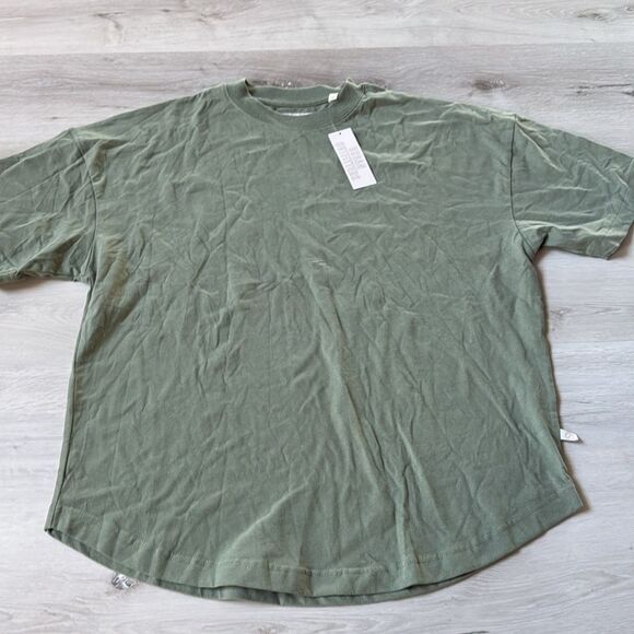Urban outfitters Standard Cloth Foundation Solid Short Sleeve Tee green M nwt - Picture 4 of 5